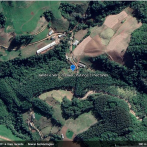 LOTE 001 - Área de 114.660,00m², sem benfeitorias, situada na Linha Três Barras, no Município de Putinga/RS - matrícula n° 8.399 do RI de Arvorezinha/RS