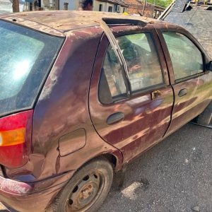 LOTE 001 - UM FIAT PALIO YOUNG, PLACA IKF5534