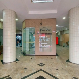 LOTE 1 - Loja 10 do edifício Cristal Palace na Rua General Osório 555, Centro de Pelotas