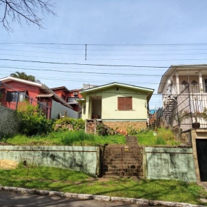 LOTE 004 - Casa em Porto Alegre/RS