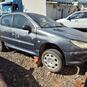 LOTE 006 - PEUGEOT/206 10 SENSAT, Placa: IMR1I33, Ano/modelo: 2005/2005, Cor: CINZA, Chassi: 9362A7LZ96B011799, Motor: 10TR01Q091815, RENAVAM: 864423004.