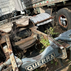 LOTE 010 - SCANIA/R124 GA4X2NZ 420, Placa: ATP2124, ano/modelo: 2005/2005, Cor: BRANCA, Chassi: 9BSR4X2A053564484, Motor: 8044914, Renavam: 849396689.