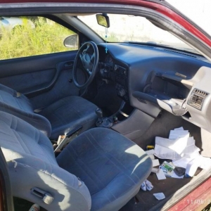 LOTE 001 - VW/GOL PLUS MI, Placa: KDG2D96, ano/modelo: 1997/1997, Cor: VERMELHA, Chassi: 9BWZZZ377VP564949, Motor: AFZ755718, Renavam: 00676951244.