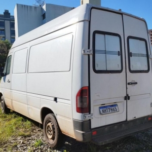 LOTE 015 - MBENZ 313SF RONTAN AMB, Placa: NHT7H65, ano/modelo: 2007/2007, Cor: BRANCA, Chassi: 8AC9036627A964223, Motor: 61198170063871, Renavam: 00129982113.