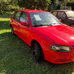 LOTE 002 -  VW/GOL 1.0 GIV, Placa: IVA6742, Ano/modelo: 2013/2014 Cor: VERMELHA, Chassi: 9BWAA05W9EP046624, Motor: CCP450093, Renavam: 00594913756 