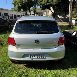 LOTE 004 - VW/GOL HL MC, Placa: IWR5329, Ano/modelo: 2015/2015, Cor: PRATA, Chassi: 9BWAB45U4GT019442, Motor: CCRU24280.