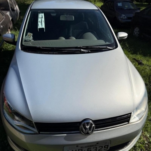 LOTE 004 - VW/GOL HL MC, Placa: IWR5329, Ano/modelo: 2015/2015, Cor: PRATA, Chassi: 9BWAB45U4GT019442, Motor: CCRU24280.