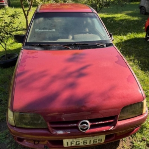 LOTE 005 - GM/KADETT GL, Placa: IFG6169, Ano/modelo: 1996/1996 Cor: VERMELHA, Chassi: 9BGKZ08GVTB400329, Motor: B18LZ31194884, Renavam: 00659364832.