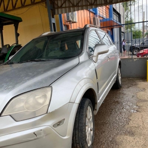 LOTE 001 - UMA CAMIONETA , MARCA GM CAPTIVA SPORT AWD, 2010/2010