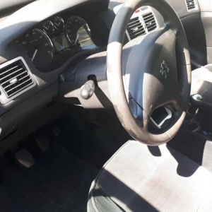 LOTE 004 - Peugeot/ 307;  Sedan; Ano: 2007