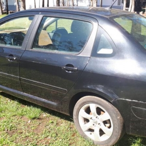 LOTE 004 - Peugeot/ 307;  Sedan; Ano: 2007