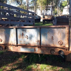 LOTE 012 - Reboque Emp GE Freio Hidrodep 1 ½T 2r;  Ano 1977
