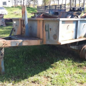 LOTE 015 - Reboque  3/4 Ton, 02 Rodas, Ano 1988