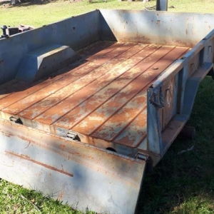 LOTE 015 - Reboque  3/4 Ton, 02 Rodas, Ano 1988