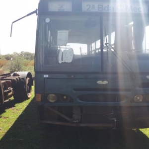LOTE 023 - Ônibus; Comil/Svelto; Chassi Volkswagen 16180; 48 PSG; Ano 1998