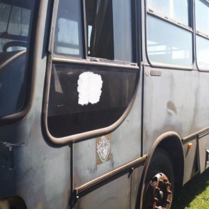 LOTE 023 - Ônibus; Comil/Svelto; Chassi Volkswagen 16180; 48 PSG; Ano 1998