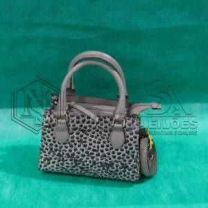 LOTE 003 - 05 (cinco) bolsas em couro