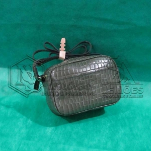 LOTE 004 - 05 (cinco) bolsas em couro
