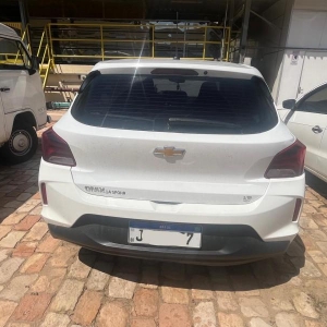 LOTE 006 - Automóvel CHEV/ONIX 10MT LT1, ano/modelo 2022/2023