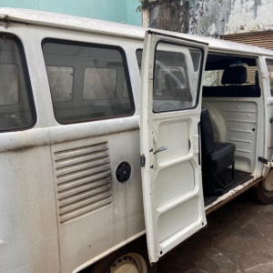 LOTE 008 - VW/KOMBI