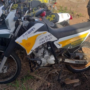 LOTE 045 - YAMAHA/LANDER XTZ250