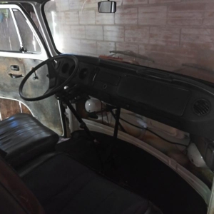 LOTE 047 - VW/KOMBI