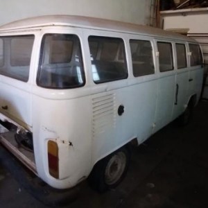 LOTE 003 - VW/KOMBI