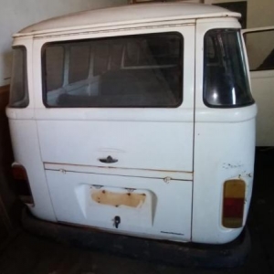 LOTE 003 - VW/KOMBI