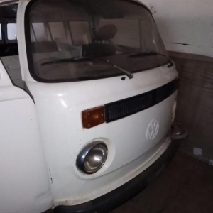 LOTE 003 - VW/KOMBI