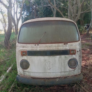 LOTE 011 - VW/KOMBI