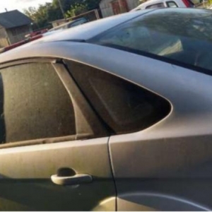 LOTE 044 - I/FORD FOCUS 2.0L FC