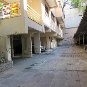 LOTE 024 - Cota parte de 1/4 de Apartamento em Porto Alegre/RS