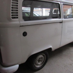 LOTE 018 - Volkswagen/Kombi