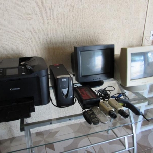 LOTE 036 - Impressora Canon MB5110, Filmadora, No-Break SMS, Dois monitores e outros