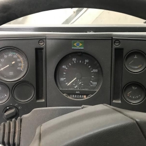 LOTE 01 - caminhão Ford/Cargo 814, ano/modelo 2000/2000