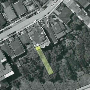 LOTE 002 - Fração de 20% de um terreno urbano com a superfície de 181,50m², sem benfeitorias, Lajeado/RS.
