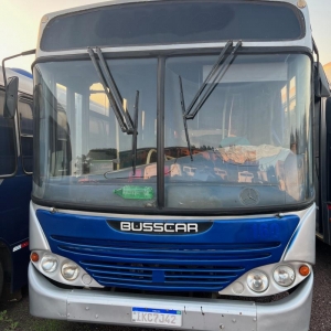 LOTE 009 - M. Benz/Busscar Urbanuss U, placa IKC 7J42, ano/modelo 2001.