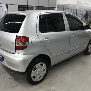 LOTE 08 - VW FOX 