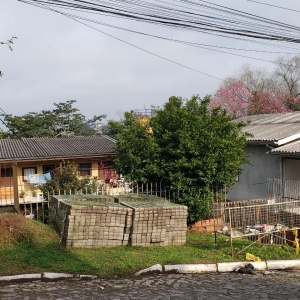 LOTE 004 - Imóvel residencial de 146,86m² em terreno de 300m² - Novo Hamburgo/RS