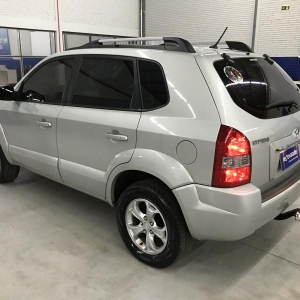 LOTE 16 - HYUNDAI TUCSON