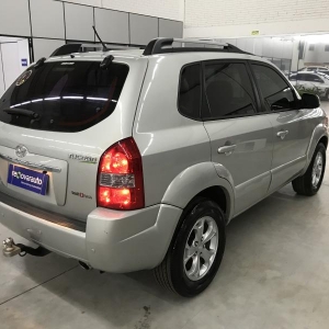 LOTE 16 - HYUNDAI TUCSON