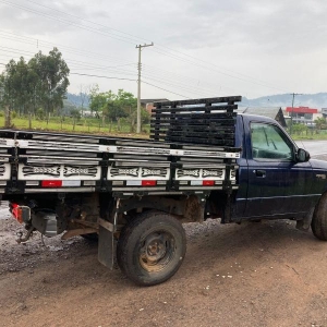 LOTE 009 - Veículo Ford / Ranger XL11D, placas IKF5D44, fabricação/modelo 2001/2002. Avaliado em R$ 31.000,00. 1°Leilão.