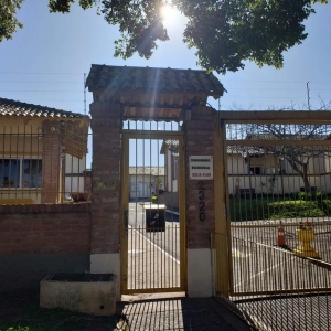 LOTE 002 - Casa no Condomínio Horizontal "Beija-Flor" em Canoas/RS