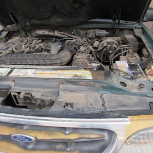 LOTE 002 - I/FORD EXPLORER XLT 4X4