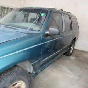 LOTE 002 - I/FORD EXPLORER XLT 4X4