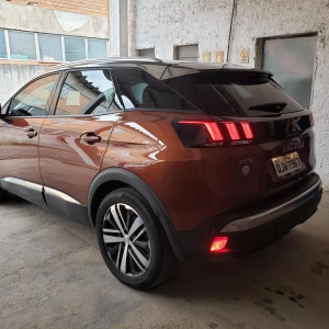 LOTE 001 - Peugeot/3008 Griffe AT