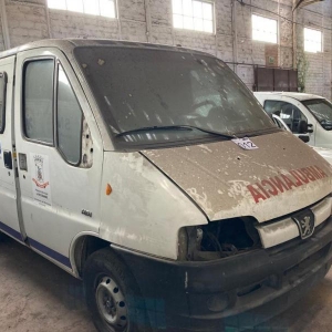 LOTE 012 - Peugeot/Boxer Marinar A, 2008/2009, placa IQD9941. Avaliada em R$ 6.000,00.