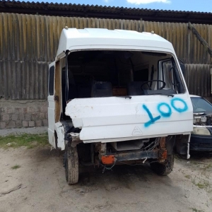 LOTE 083 - AGRALE/ULTRAVAN, 1994/1994, PlacaIBN3332. Avaliado em R$ 100,00.