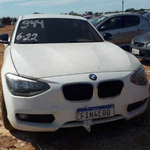 LOTE 001 - AUTOMÓVEL I/BMW 116I 1A11, ANO/MODELO: 2014, PLACA: FIN4E00