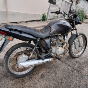 LOTE 024 - MOTOCICLETA HONDA/CG 125 FAN KS, ANO/MODELO: 2011, PLACA: ISD8271